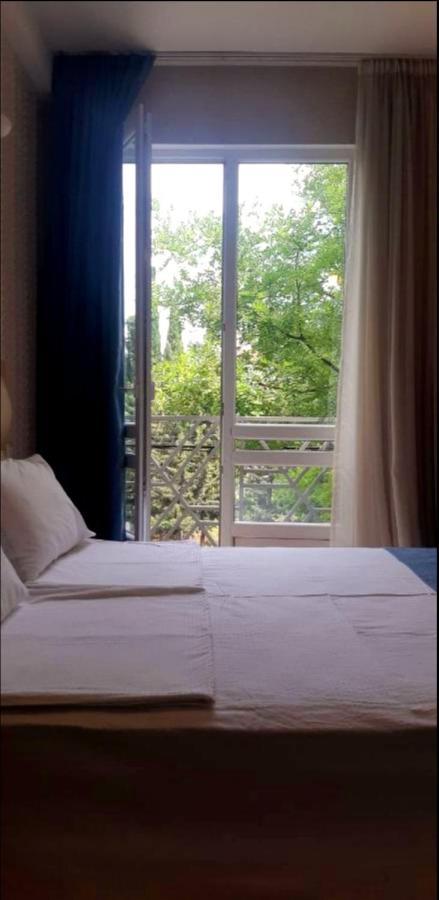 Hotel Lile Tbilisi ภายนอก รูปภาพ